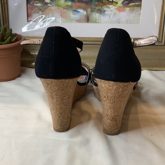 Charlotte Russe platform heels Sandles - Picture 5 of 7